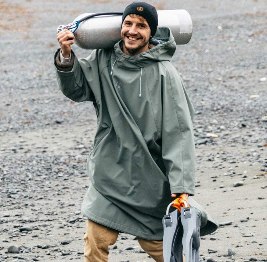 Fourth Element - Storm Poncho in Sea Moss Green - Image 4