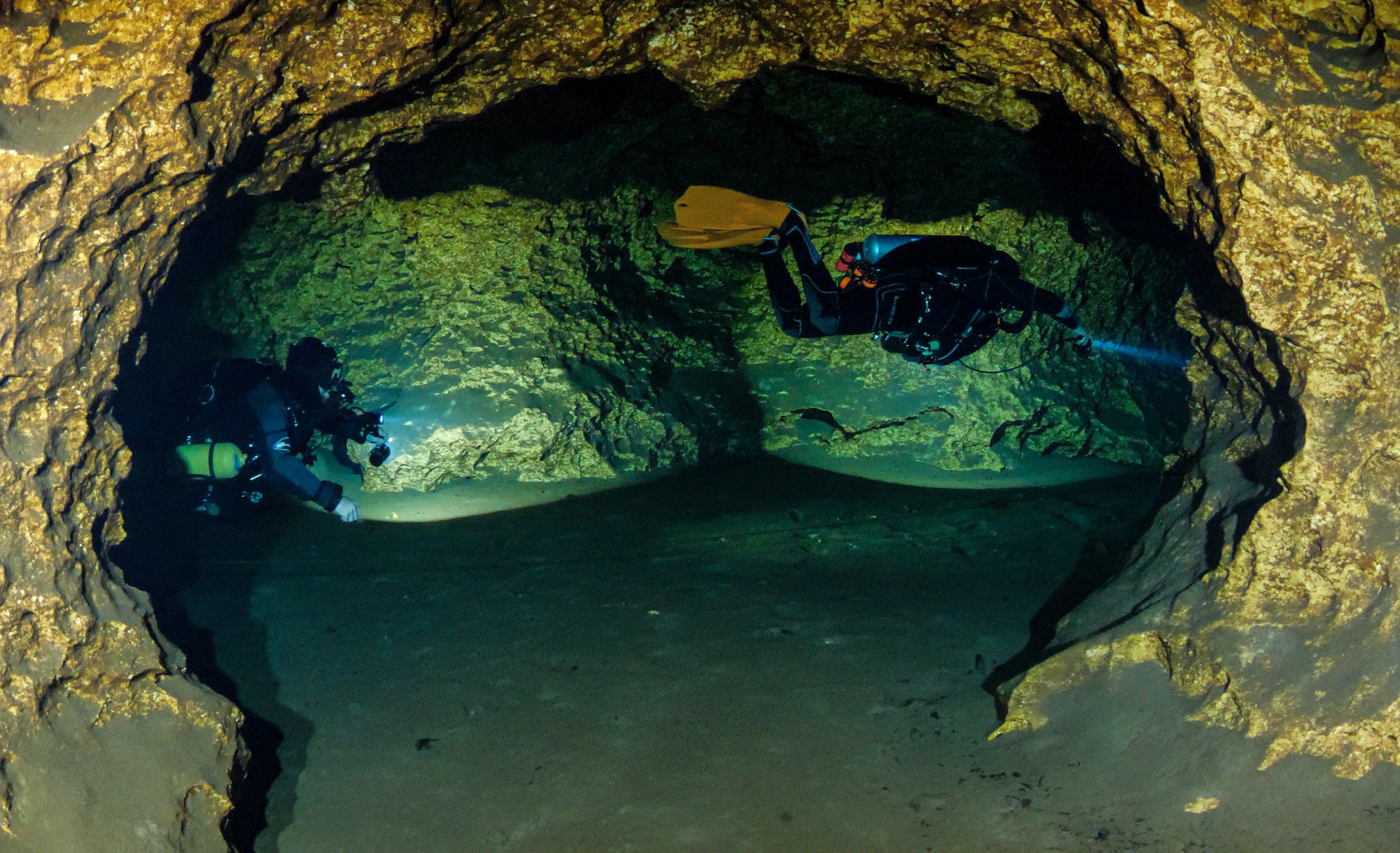 Services - Guided Cave Dives - Image 4