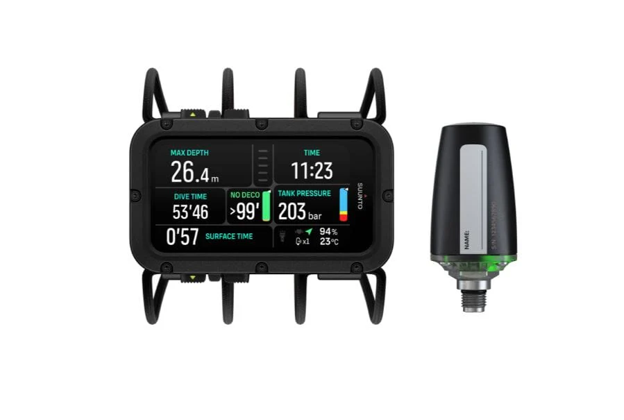 SUUNTO - NAUTIC COMPUTER WITH BUNGEE CORD & TANK POD